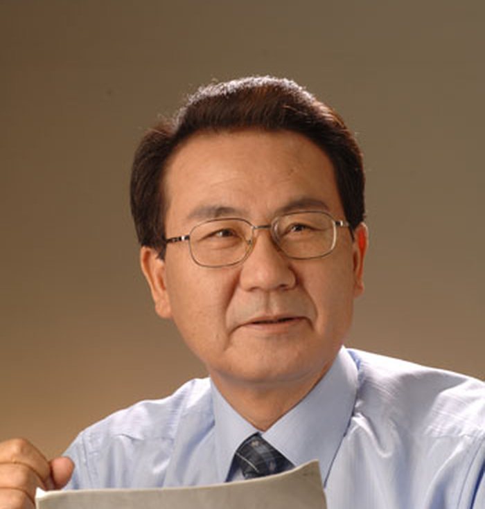 이범관